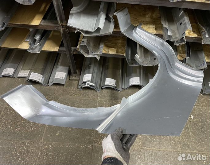 Арка правая Volvo S40 V40 1995-2004 (Polcar)