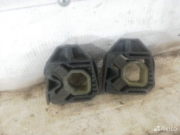 Подушка радиатора Volkswagen Passat B6 variant BZB