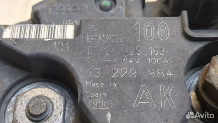 Генератор Opel Zafira B, 2011