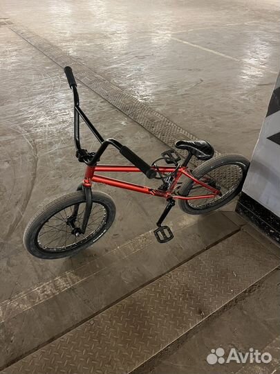 Велосипед BMX
