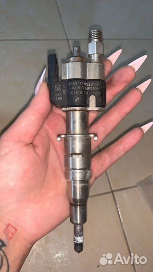 Форсунки топливные на BMW x6 2010г. 4,4 л