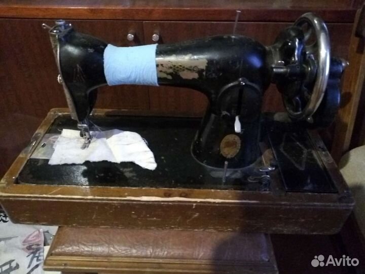 Швейная машинка фабрики Подольск
