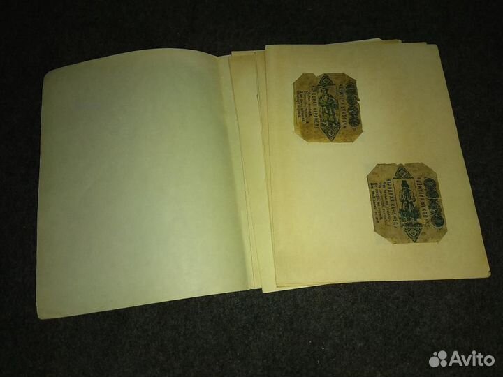 Коллекция дореволюционных фантиков от конфет
