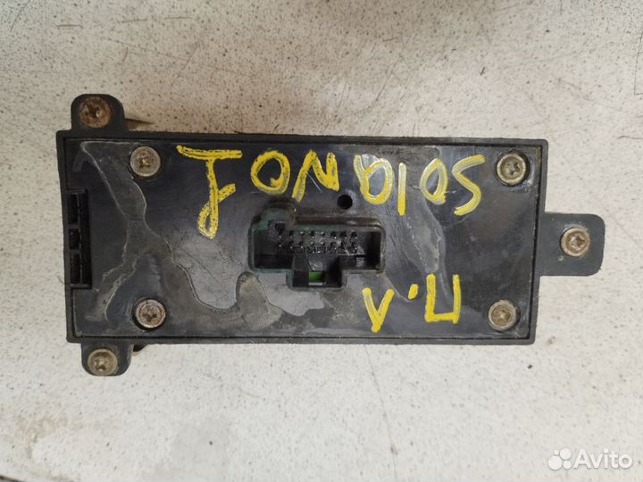 Блок управления стеклоподъемниками