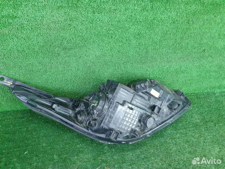 Фара левая Kia Ceed