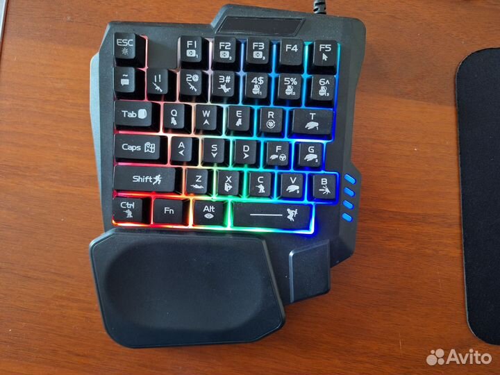 Геймпад для смартфона