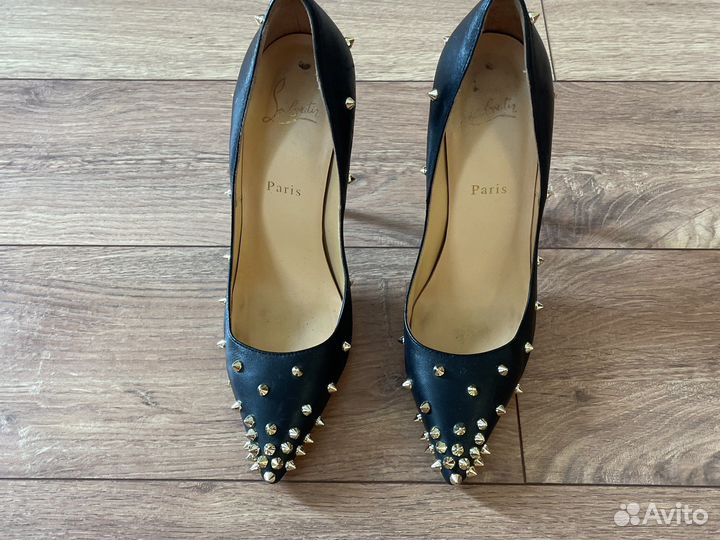 Christian louboutin 38