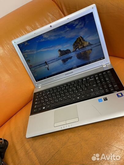 Ноутбук Samsung NP-RV515