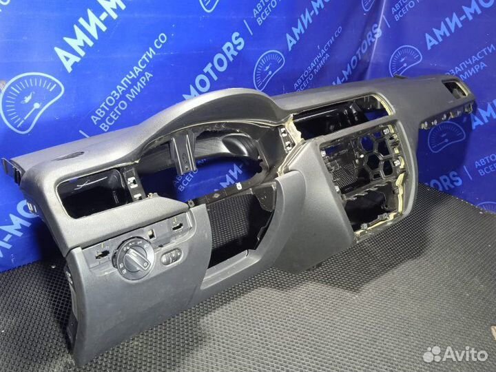 Торпедо Volkswagen Jetta 6 clca 2015