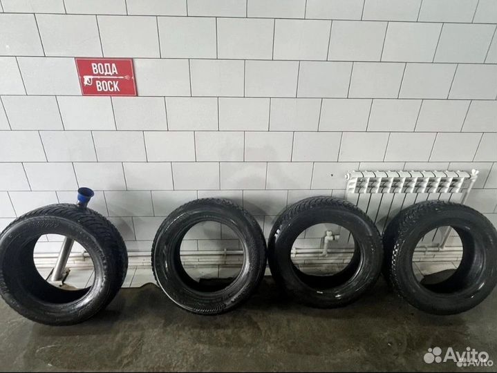 Nokian Tyres Hakkapeliitta 8 SUV 225/65 R17