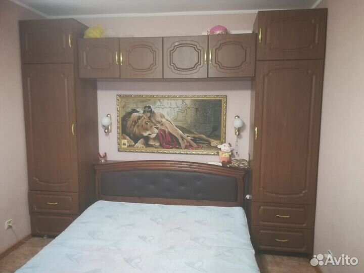 Шкаф