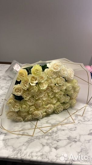 51 роза. 101 роза. Доставка цветов. Белые розы