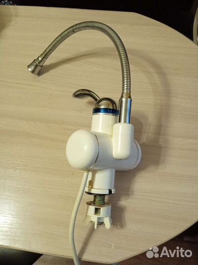 Смеситель для кухни электрический