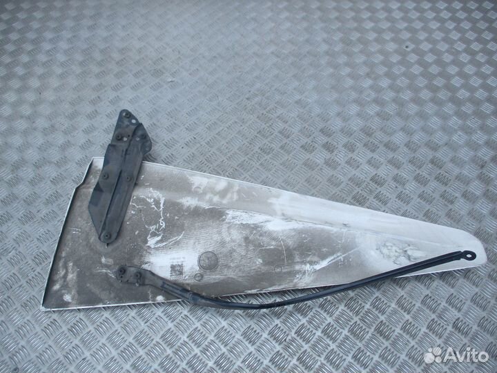 Спойлер кабины боковой верхний правый Scania 13485