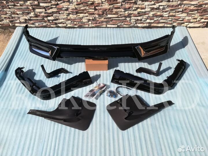 Обвес Toyota Land Cruiser 200 TRD Черный