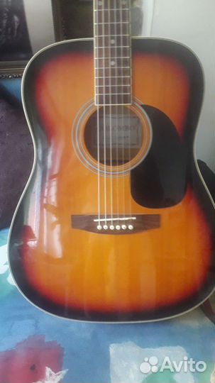 Акустическая гитара