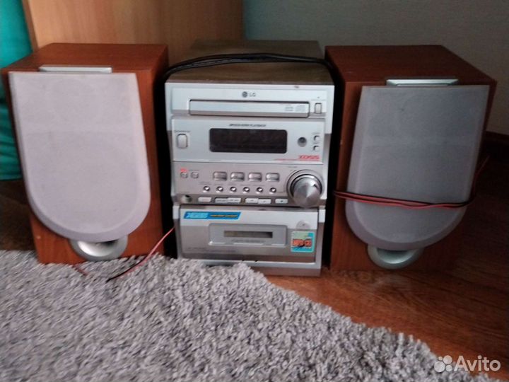 Музыкальный центр