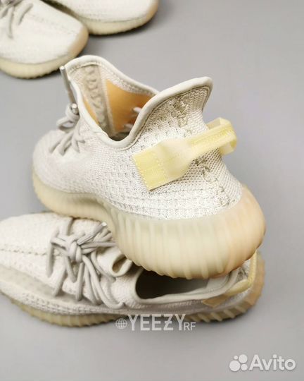 Кроссовки Adidas Yeezy Boost 350 V2 Light