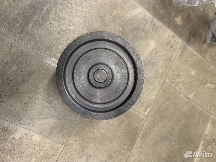 Помпа Toyota Corolla