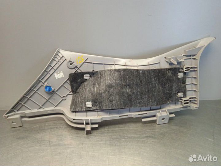 Обшивка стойки задняя правая Kia Rio X X-Line FB