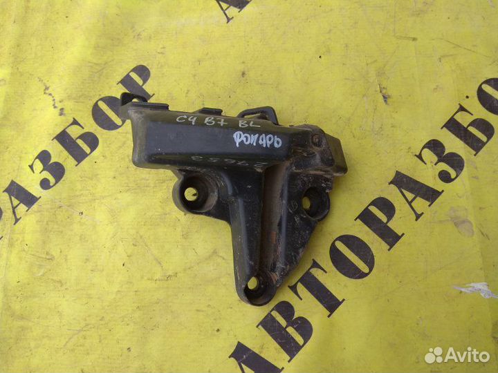 Кронштейн заднего бампера левый Citroen C4 2 B7