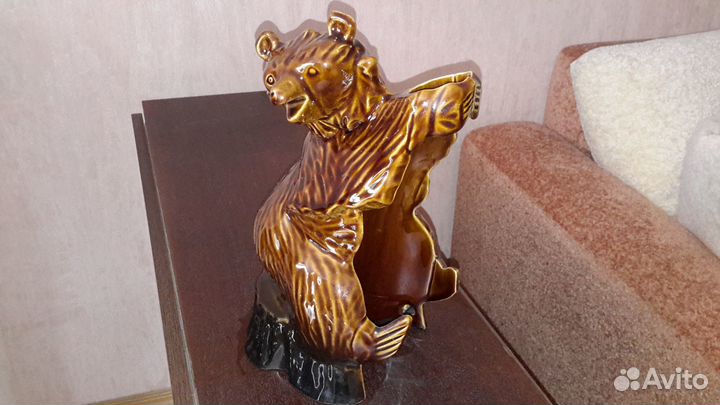 Керамика, медведь сувенир, бутылкодержатель