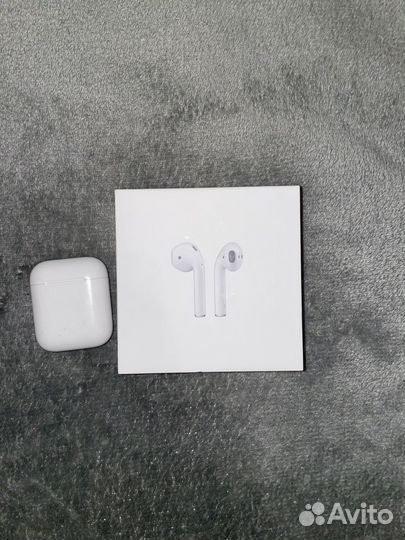 Airpods 1