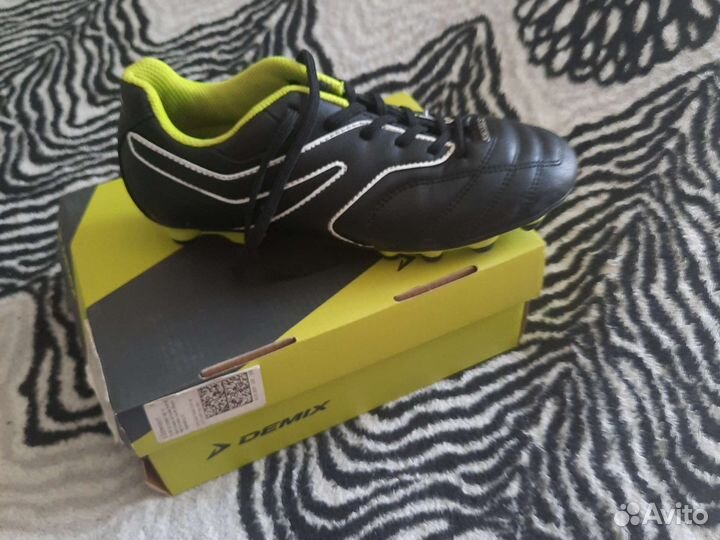 Футбольные бутсы