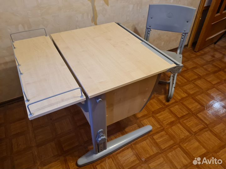 Растущая парта Деми + стул Деми