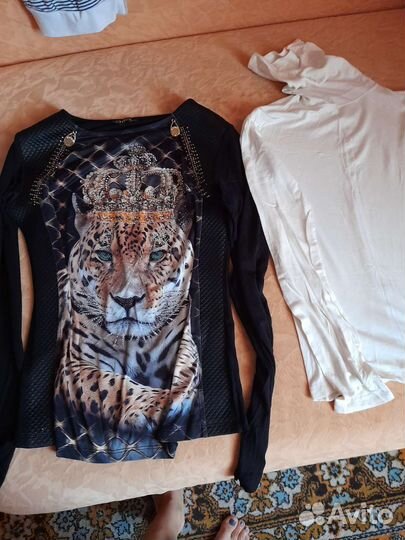 Отдам женские вещи