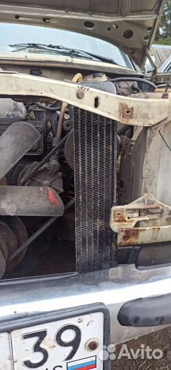 Радиатор охлаждения масла W123 3.0 D