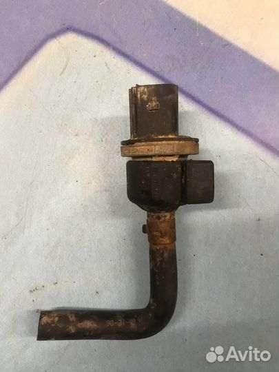 Клапан вакуумный адсорбера 06D133517B