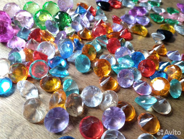 Кристаллы пластиковые пакетом