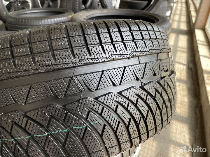 Michelin Pilot Alpin PA4 245/35 R19 93W