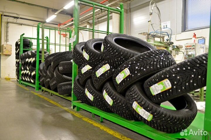 Nokian Tyres Hakkapeliitta 9 235/55 R19