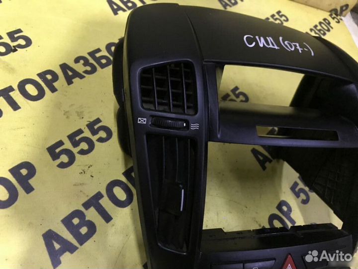 Рамка магнитолы для Kia Ceed