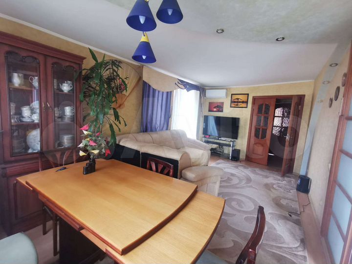 3-к. квартира, 72 м², 7/9 эт.