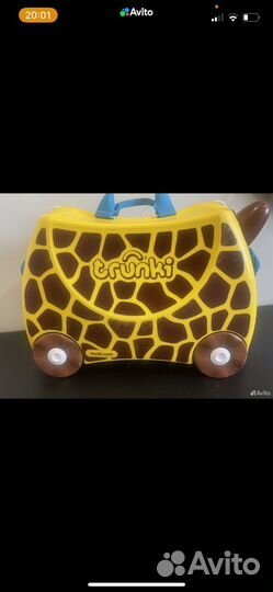 Чемодан на колесах детский trunki