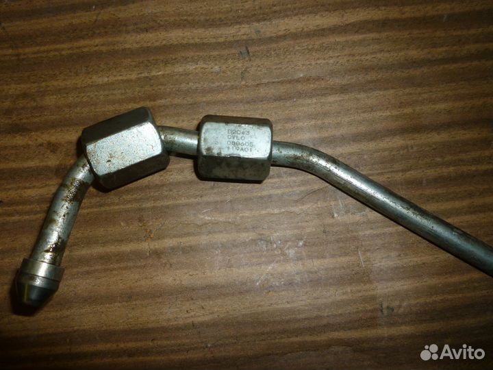 Топливная трубка от рампы к тнвд D20DT 6640700032