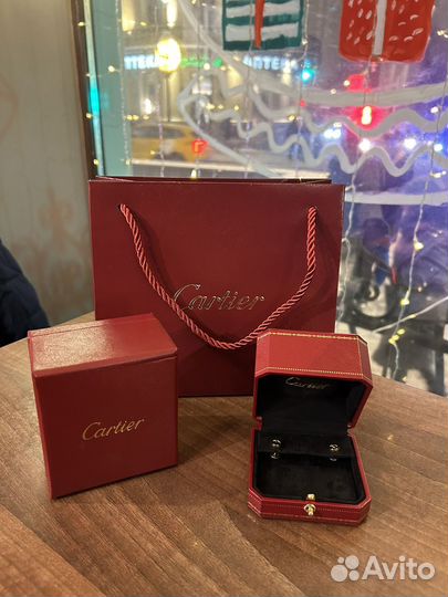 Серьги Cartier Love