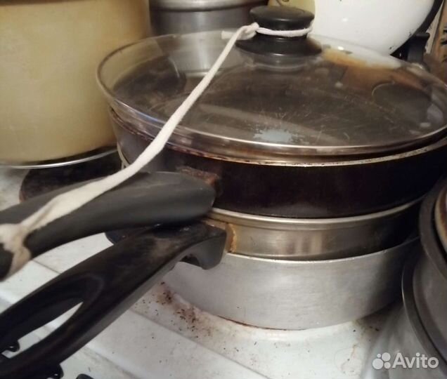 Кастрюли, сковородки, эмалированные крышки, поворе