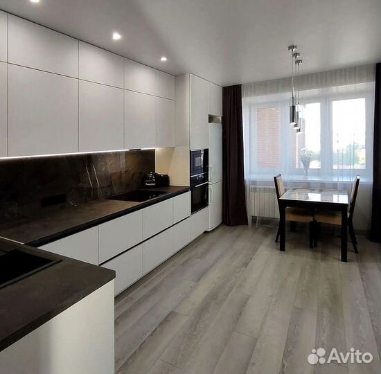 Кухня угловая на заказ.мдф фасады