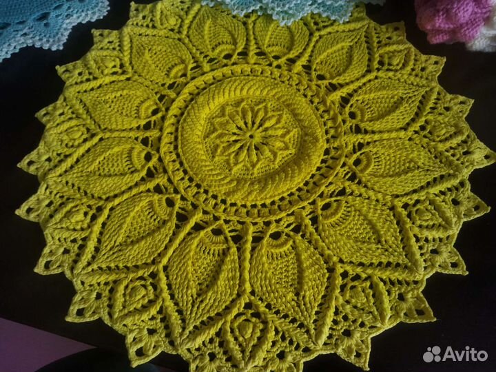 Детские пледы, пинетки, салфетки