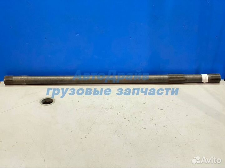 Полуось заднего моста грузовиков Вольво правая
