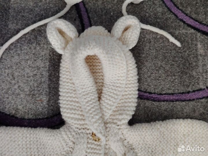 Вязаный комбинезон для новорожденных