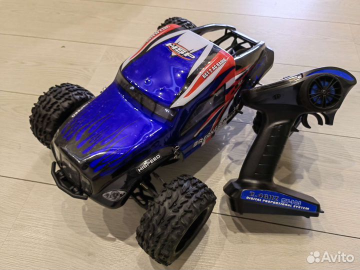 Радиоуправляемая машина 1:10