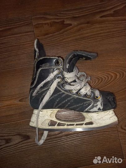 Коньки хоккейные 22 см по стельке