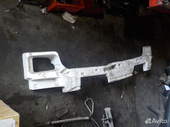 Абсорбер заднего бампера Toyota Highlander 2