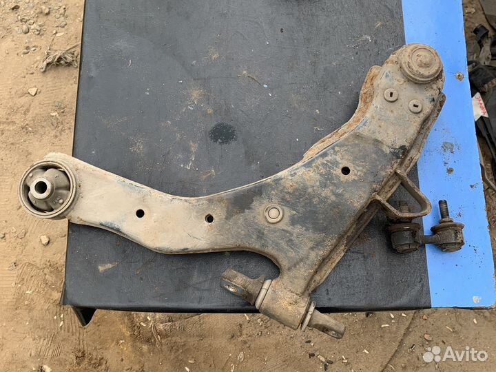 Рычаг передний hyundai elantra 3 XD