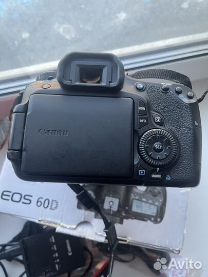 Фотоаппарат Canon 60d объектив 18-55mm III